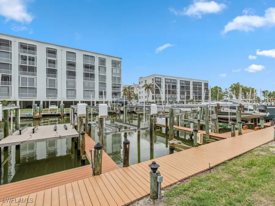 4192 Bay Beach Lane #892, Fort Myers Beach, FL 33931 - Image #3