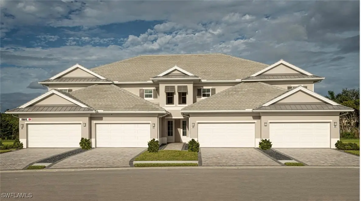 251 Indies Dr E #201, Naples, FL 34114 - Image #1