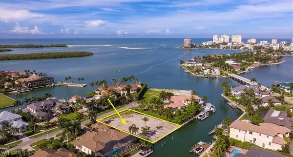 1558 Heights Court, Marco Island, FL 34145