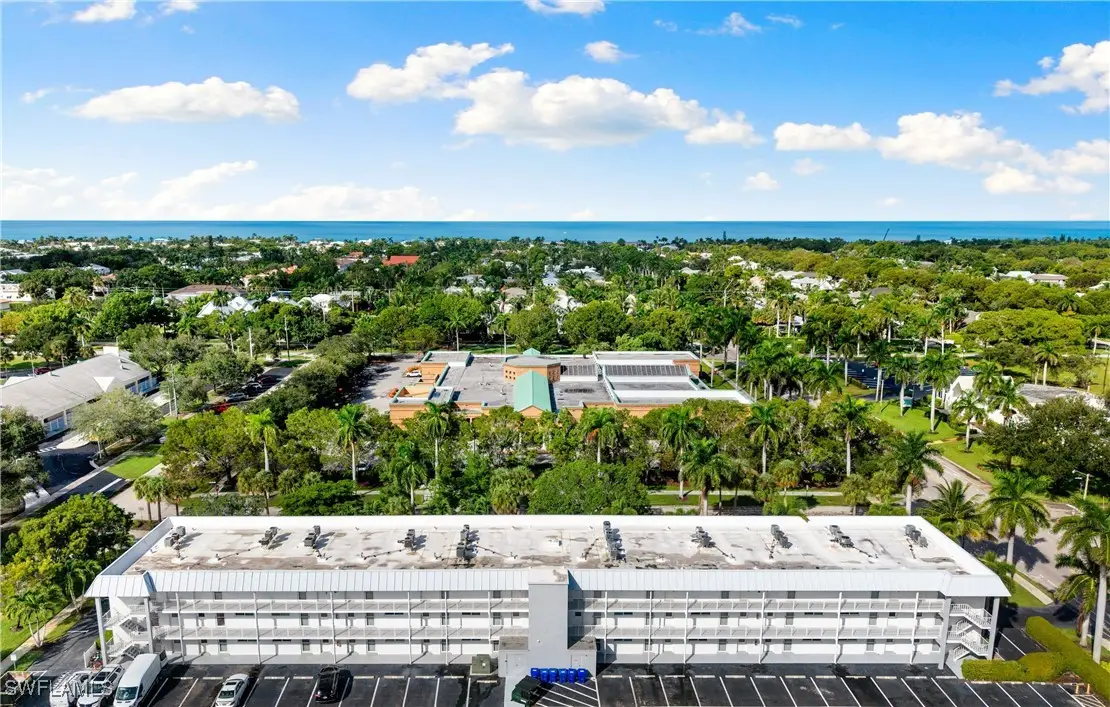 72 7th Street S #305, Naples, FL 34102 - Image #1