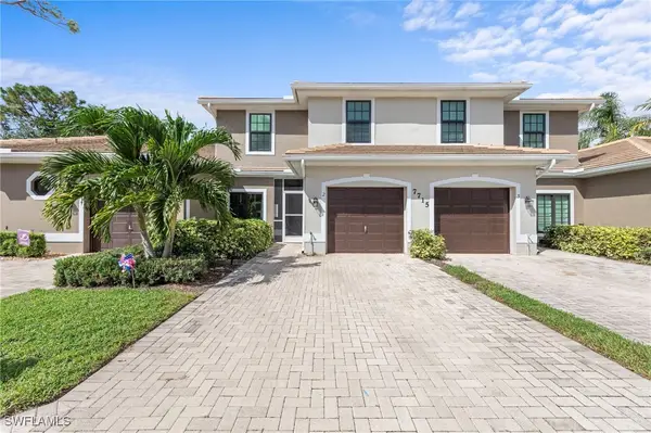 7715 Woodbrook Circle #3402, Naples, FL 34104