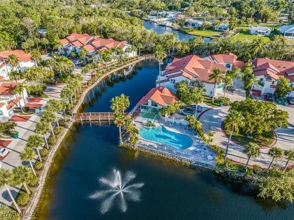 2166 Anchorage Lane #A, Naples, FL 34104