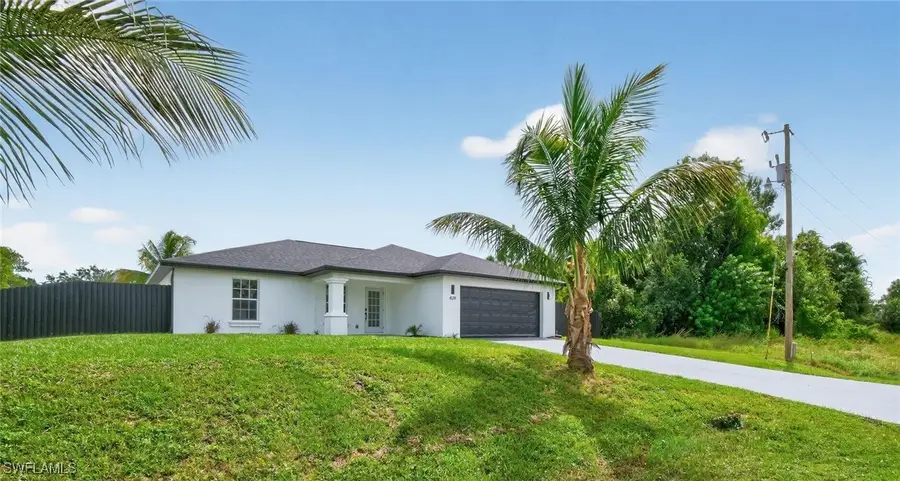 429 Lillon Avenue S, Lehigh Acres, FL 33974 - Image #2