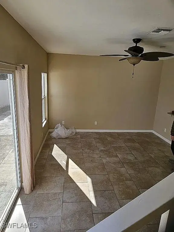 6123 Lake Front Drive, Fort Myers, FL 33908 - Image #3