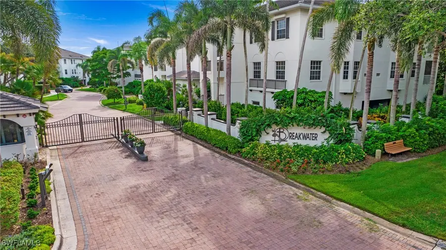 780 Bentwater Circle #102, Naples, FL 34108 - Image #2