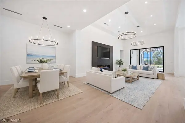 2749 Medallist Lane, Naples, FL 34109