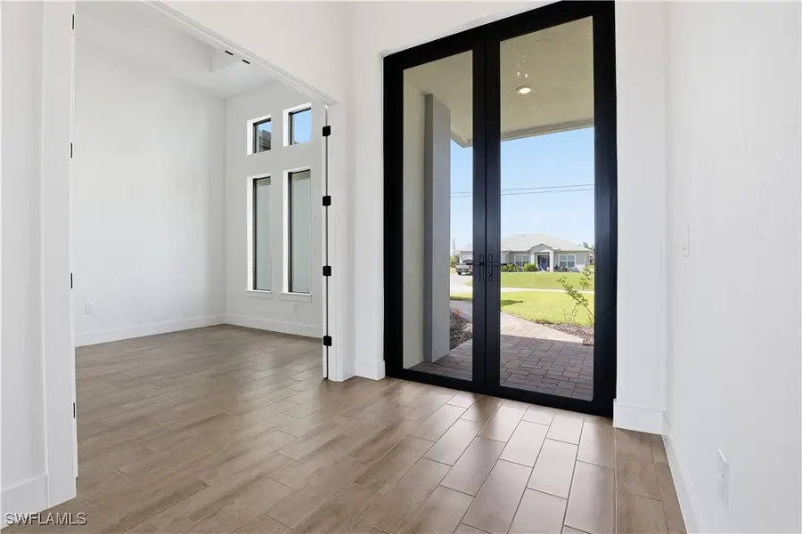 609 NW 38th Avenue, Cape Coral, FL 33993 - Image #3