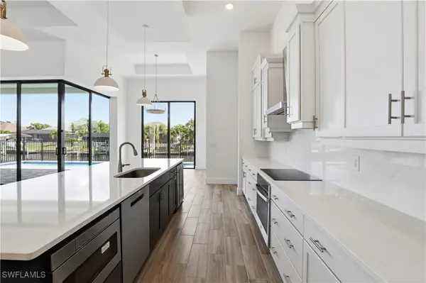 609 NW 39th Avenue, Cape Coral, FL 33993