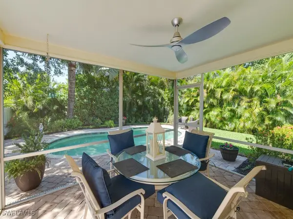 542 110th Avenue N, Naples, FL 34108