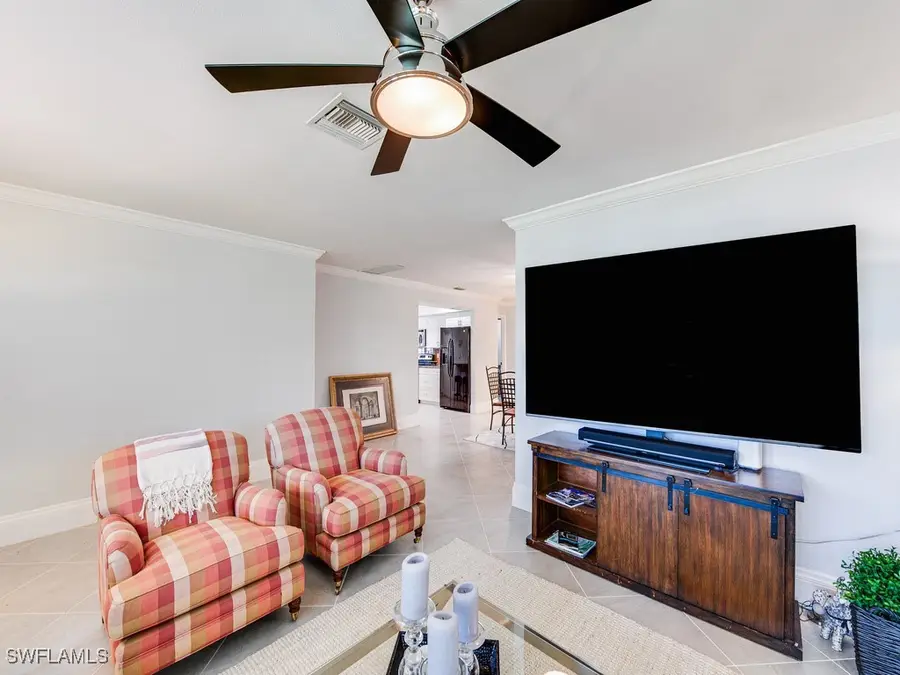 542 110th Avenue N, Naples, FL 34108 - Image #3