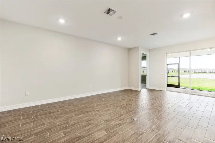 548 Spring Hill Lake Loop, Cape Coral, FL 33993 - #2