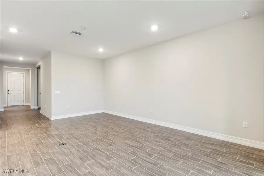 548 Spring Hill Lake Loop, Cape Coral, FL 33993 - #3