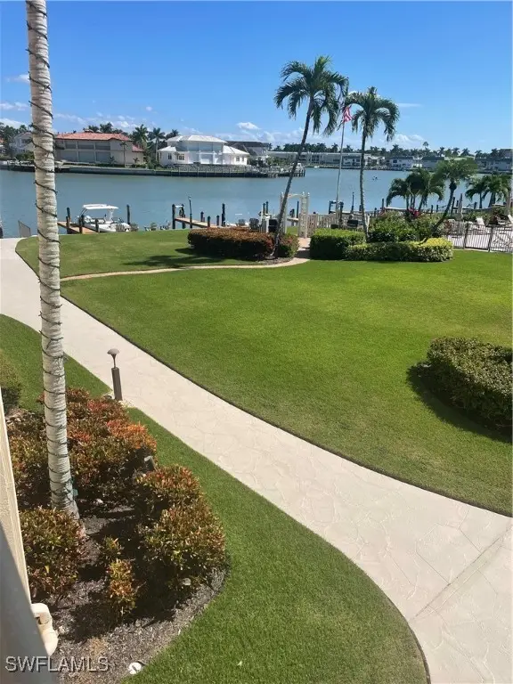 3200 Gulf Shore Blvd N #204, Naples, FL 34103 - Image #2
