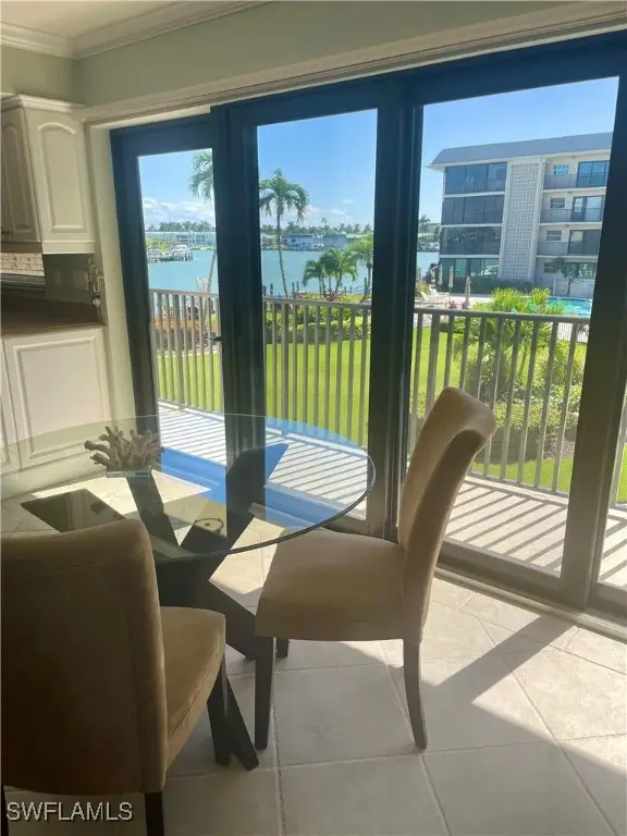 3200 Gulf Shore Blvd N #204, Naples, FL 34103 - Image #3