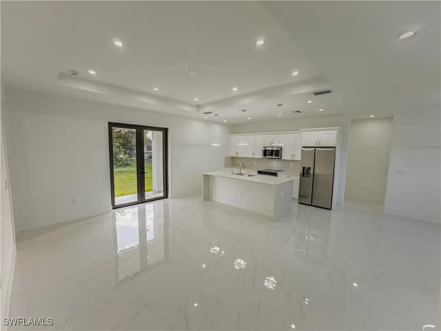 4011 SW 33rd Street, Lehigh Acres, FL 33976 - Image #2