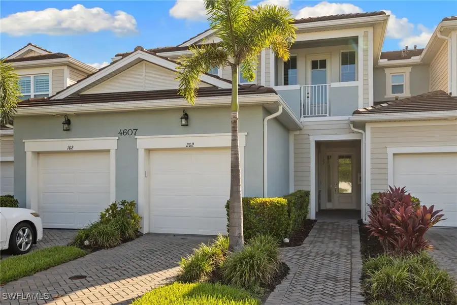 4607 Arboretum Circle #202, Naples, FL 34112 - Image #2