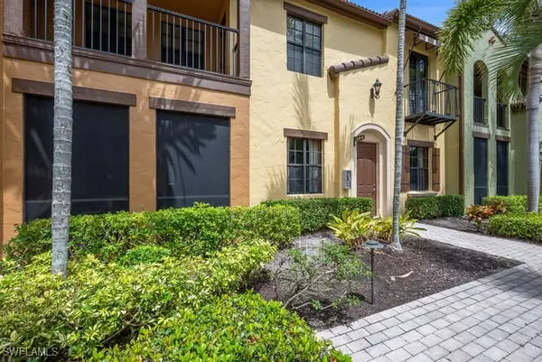 8945 Malibu Street #204, Naples, FL 34113