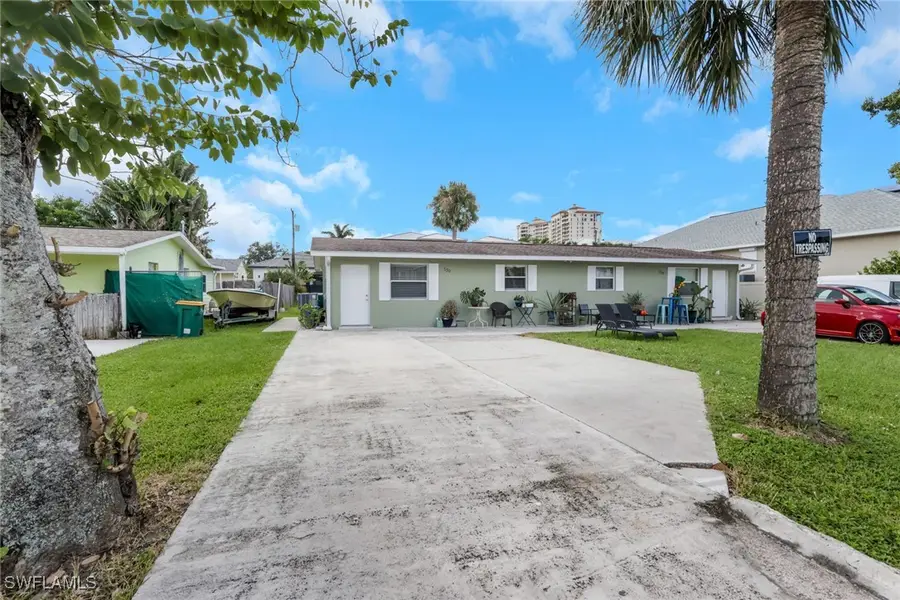 530 92nd Avenue N, Naples, FL 34108 - Image #2