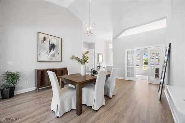 8920 Mustang Island Circle, Naples, FL 34113