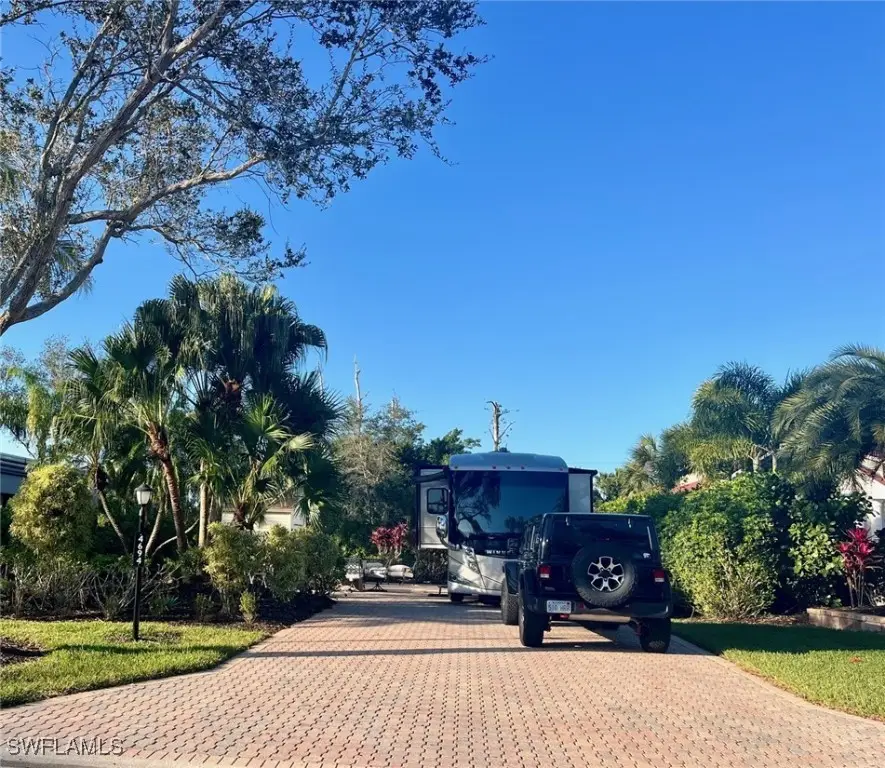 4694 Southern Breeze Drive, Naples, FL 34114 - Image #2