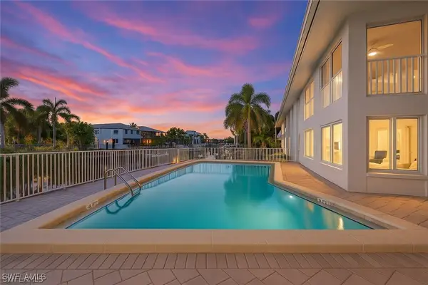 1686 Blue Point Avenue #B5, Naples, FL 34102