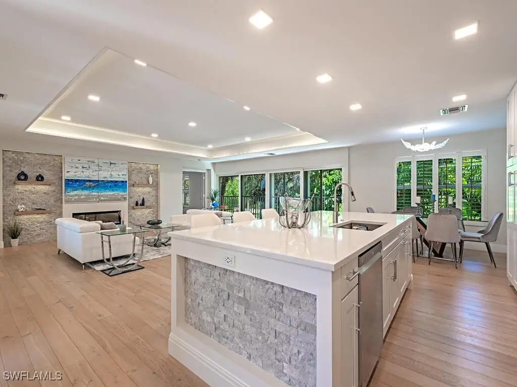 1100 3rd Street S #202, Naples, FL 34102 - Image #1