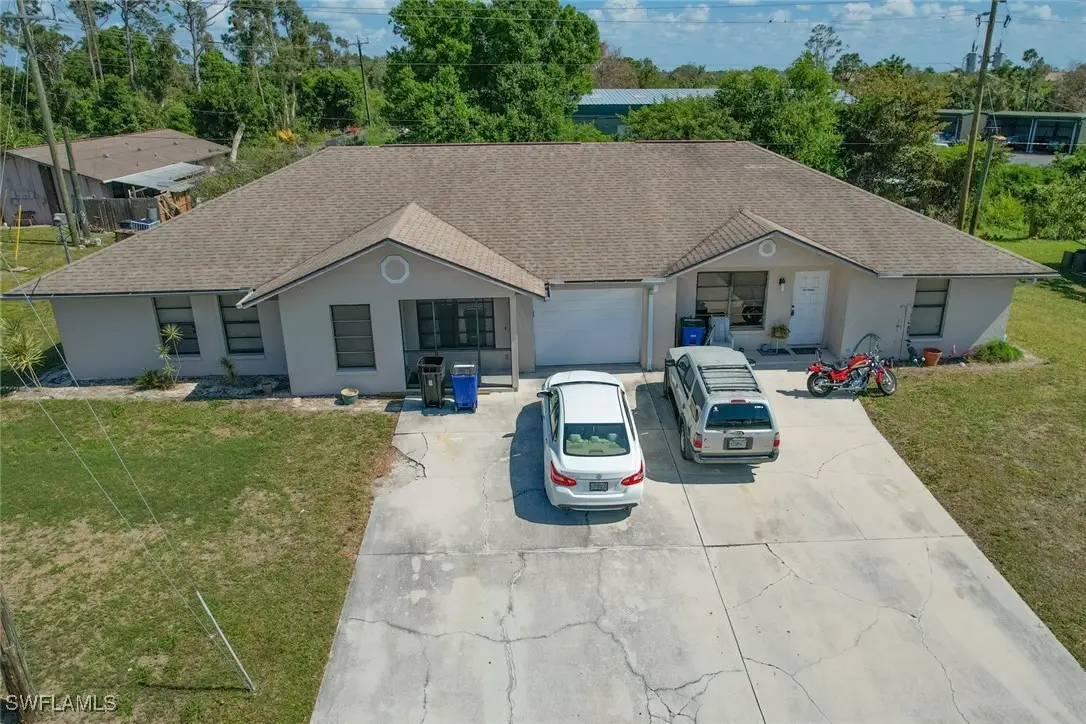 19029 / 19031 Holly Road, Fort Myers, FL 33967 - Image #1