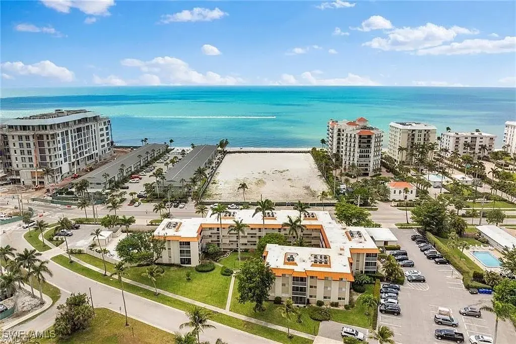 1100 Gulf Shore Boulevard N #301, Naples, FL 34102 - #1