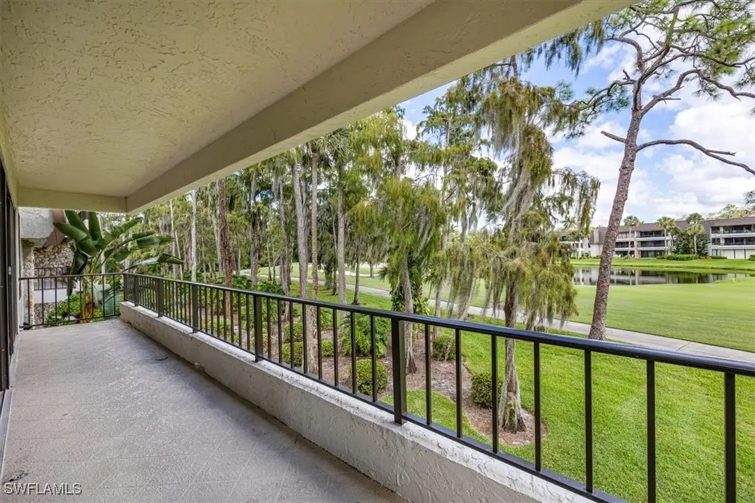 103 Clubhouse Lane #285, Naples, FL 34105 - Image #1