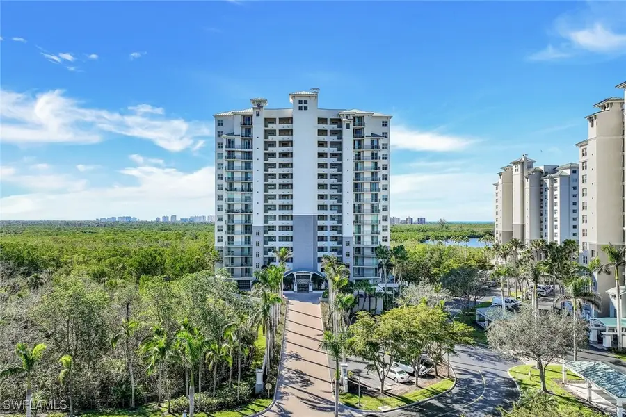 425 Cove Tower Drive #701, Naples, FL 34110 - Image #2