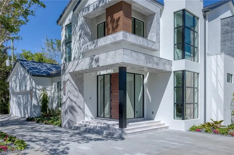 1800 Crayton Road, Naples, FL 34102 - #2