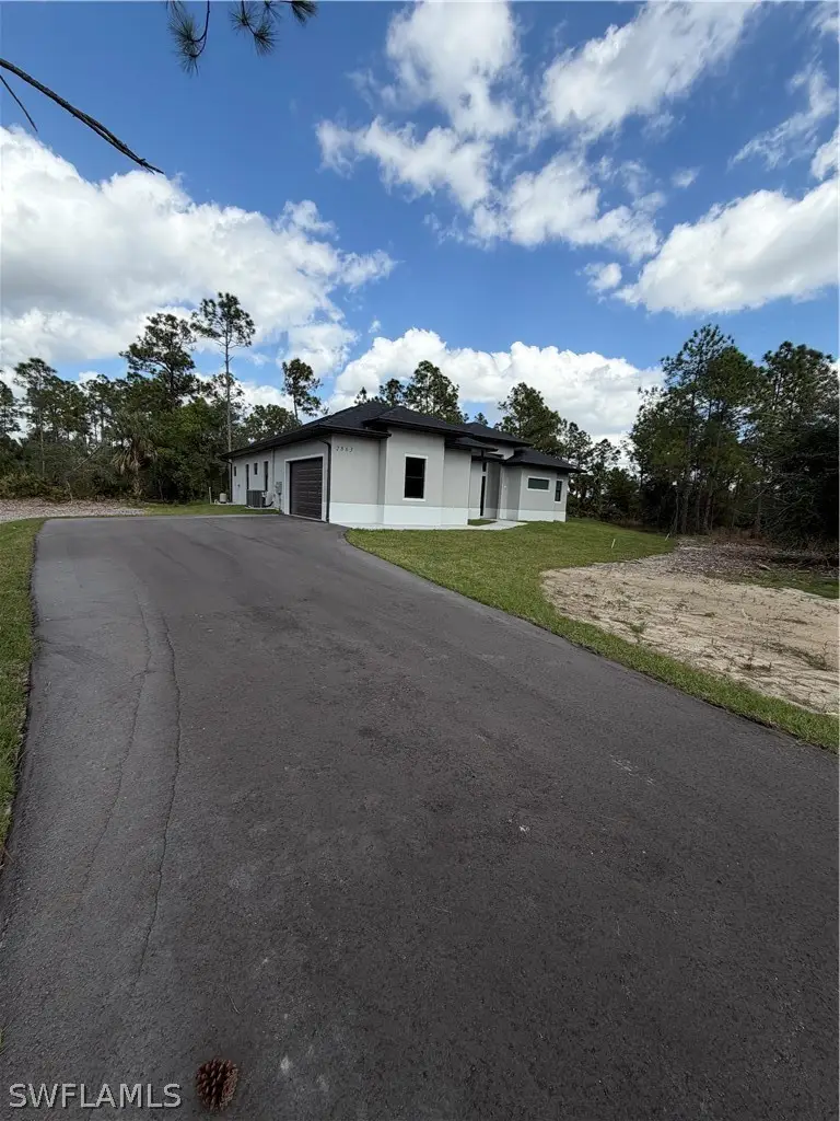 2863 52nd Avenue Ne, Naples, FL 34120 - #2