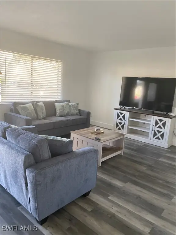 4617 Bayshore Drive #H1, Naples, FL 34112