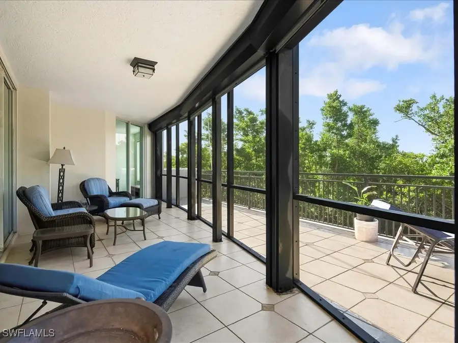 425 Cove Tower Drive #304, Naples, FL 34110 - Image #2
