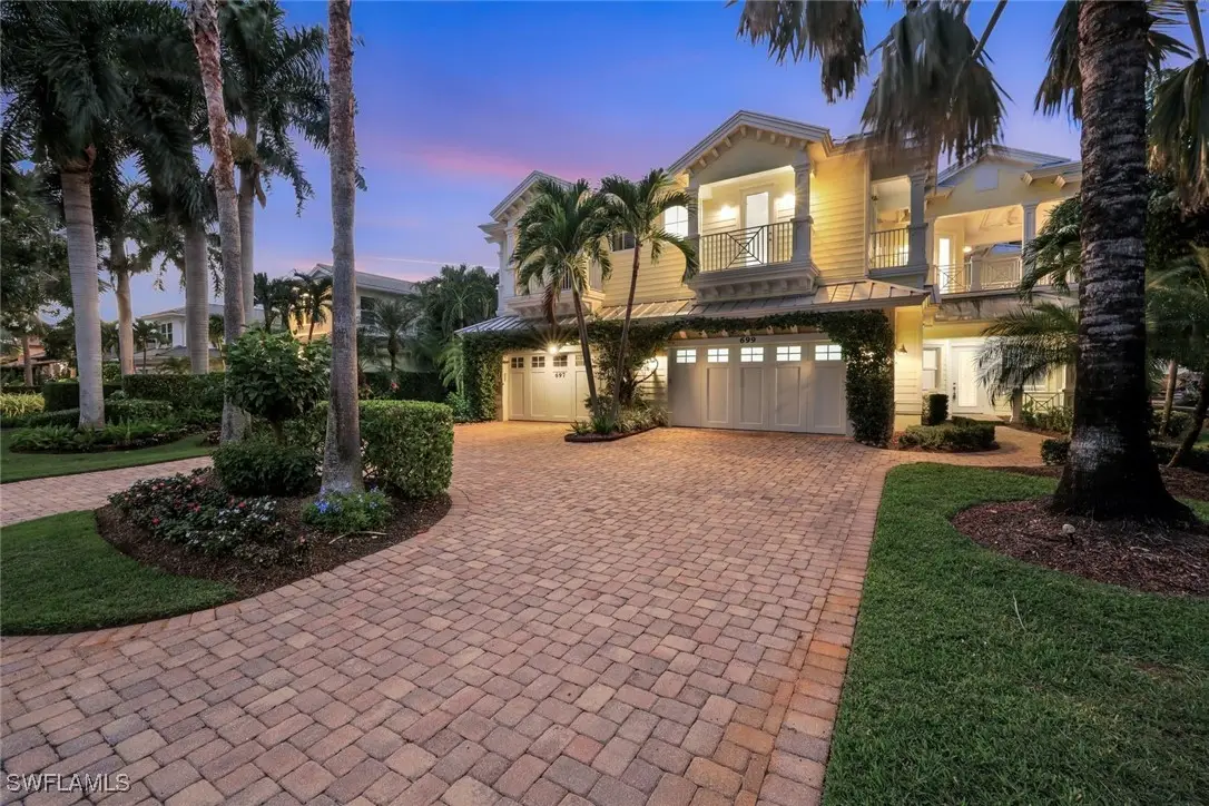 699 Fairway Terrace, Naples, FL 34103 - Image #1