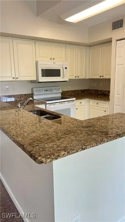 1260 Wildwood Lakes Boulevard #305, Naples, FL 34104