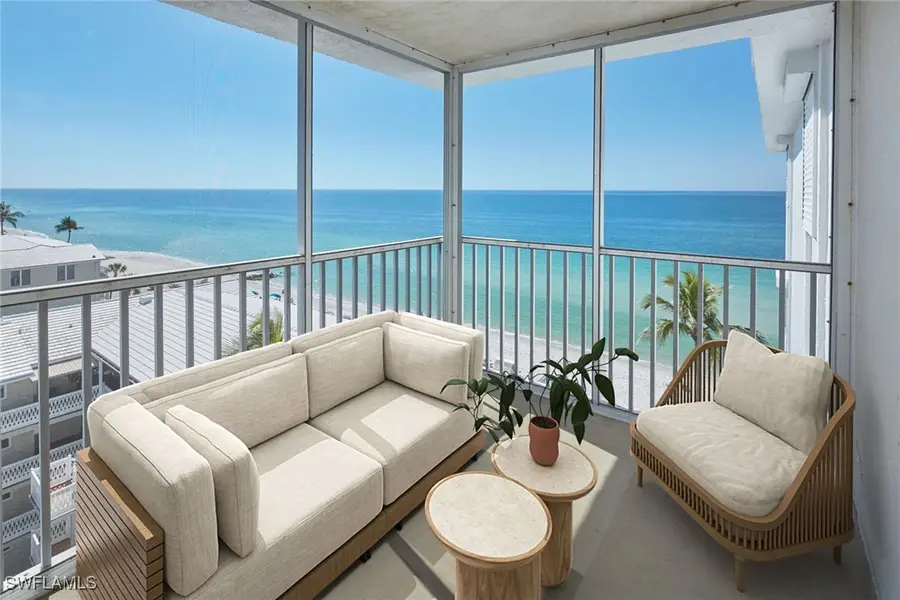 1919 Gulf Shore Boulevard N #804, Naples, FL 34102 - Image #2