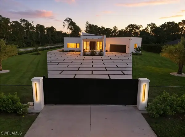 1388 Everglades Boulevard N, Naples, FL 34120