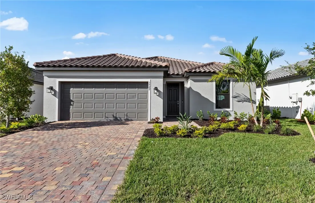 3922 E Hampton Circle, Alva, FL 33920 - Image #1