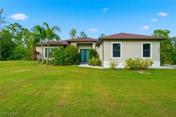 3509 70th Avenue Ne, Naples, FL 34120