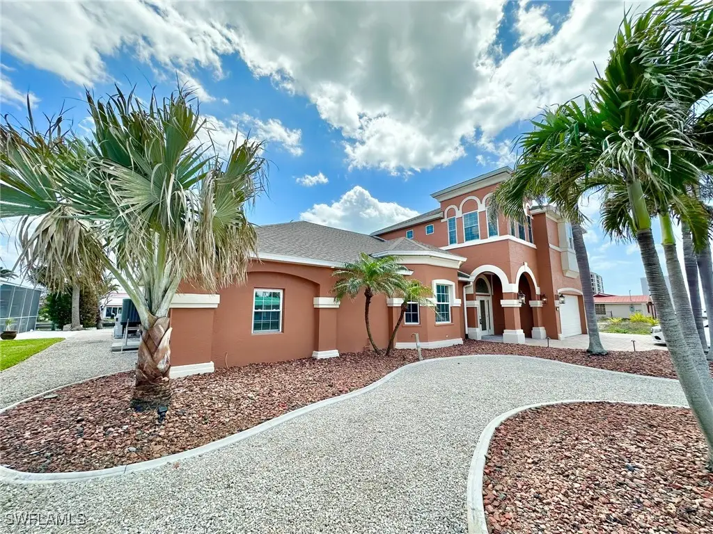 132 Egret Street, Fort Myers Beach, FL 33931 - Image #1