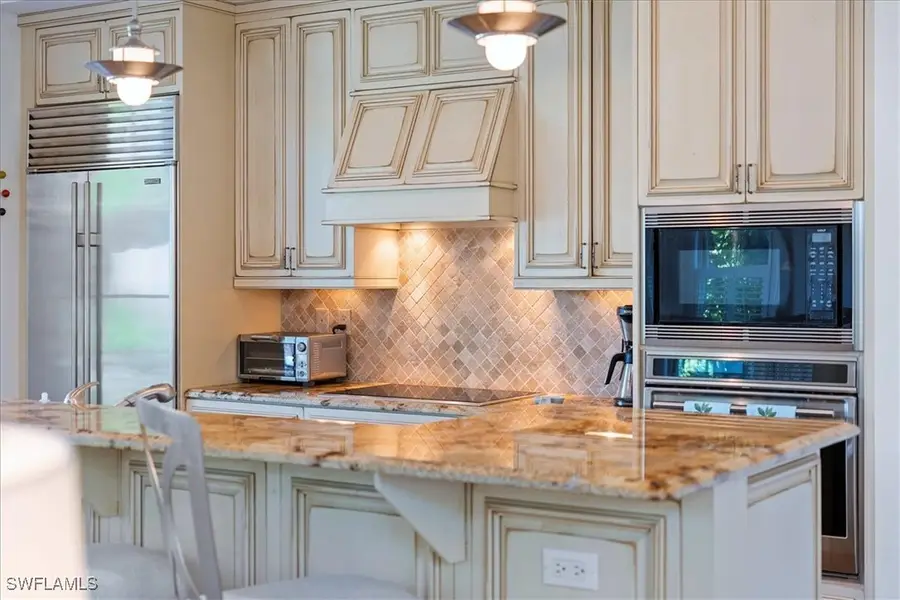 215 5th Street S, Naples, FL 34102 - Image #3