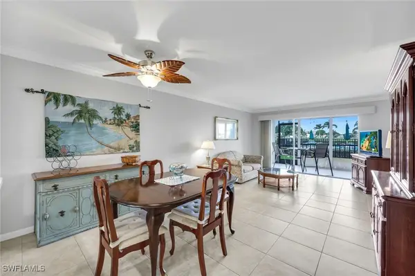 37 High Point Circle E #109, Naples, FL 34103