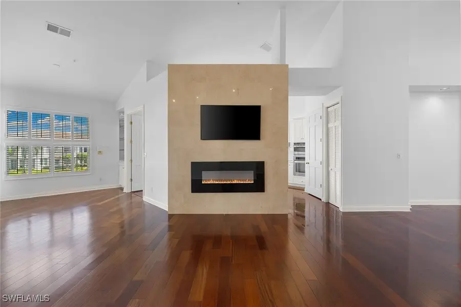 156 Colonade Circle #1107, Naples, FL 34103 - Image #3