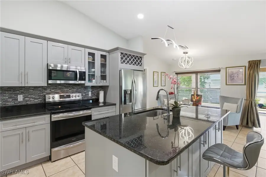 1206 NE 5th Avenue, Cape Coral, FL 33909 - Image #3