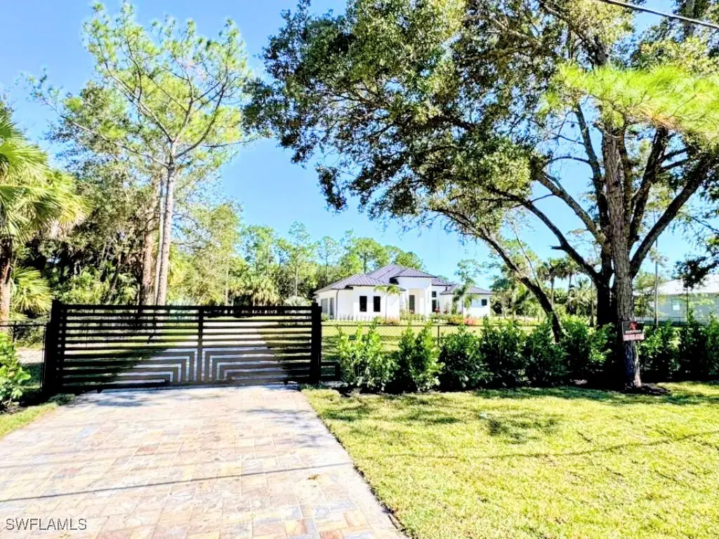 264 13 Street Nw, Naples, FL 34120 - Image #1