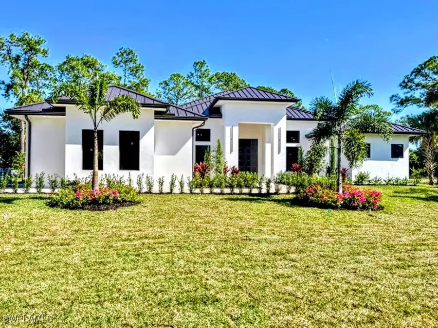 264 13 Street Nw, Naples, FL 34120 - Image #2