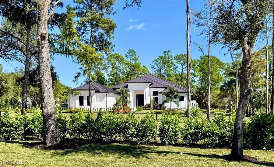 264 13 Street Nw, Naples, FL 34120 - Image #3