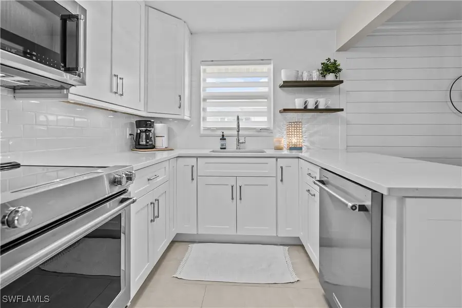 260 Lanchester Court #36, Naples, FL 34112 - Image #3