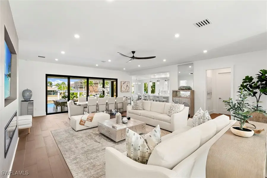 469 Germain Avenue, Naples, FL 34108 - Image #3